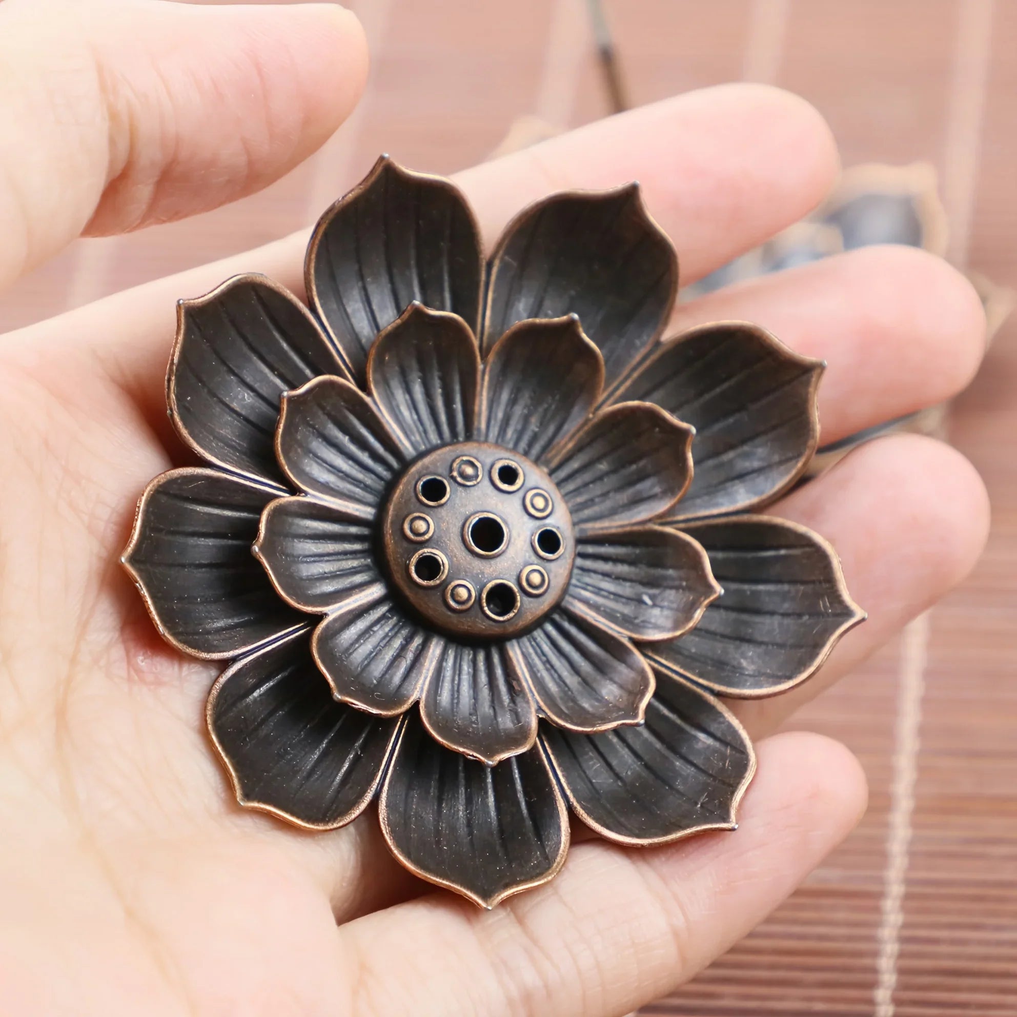 Aluminum Alloy Lotus Incense Burner – Stick & Coil Holder Plate for Temple, Yoga Studio & Home Décor