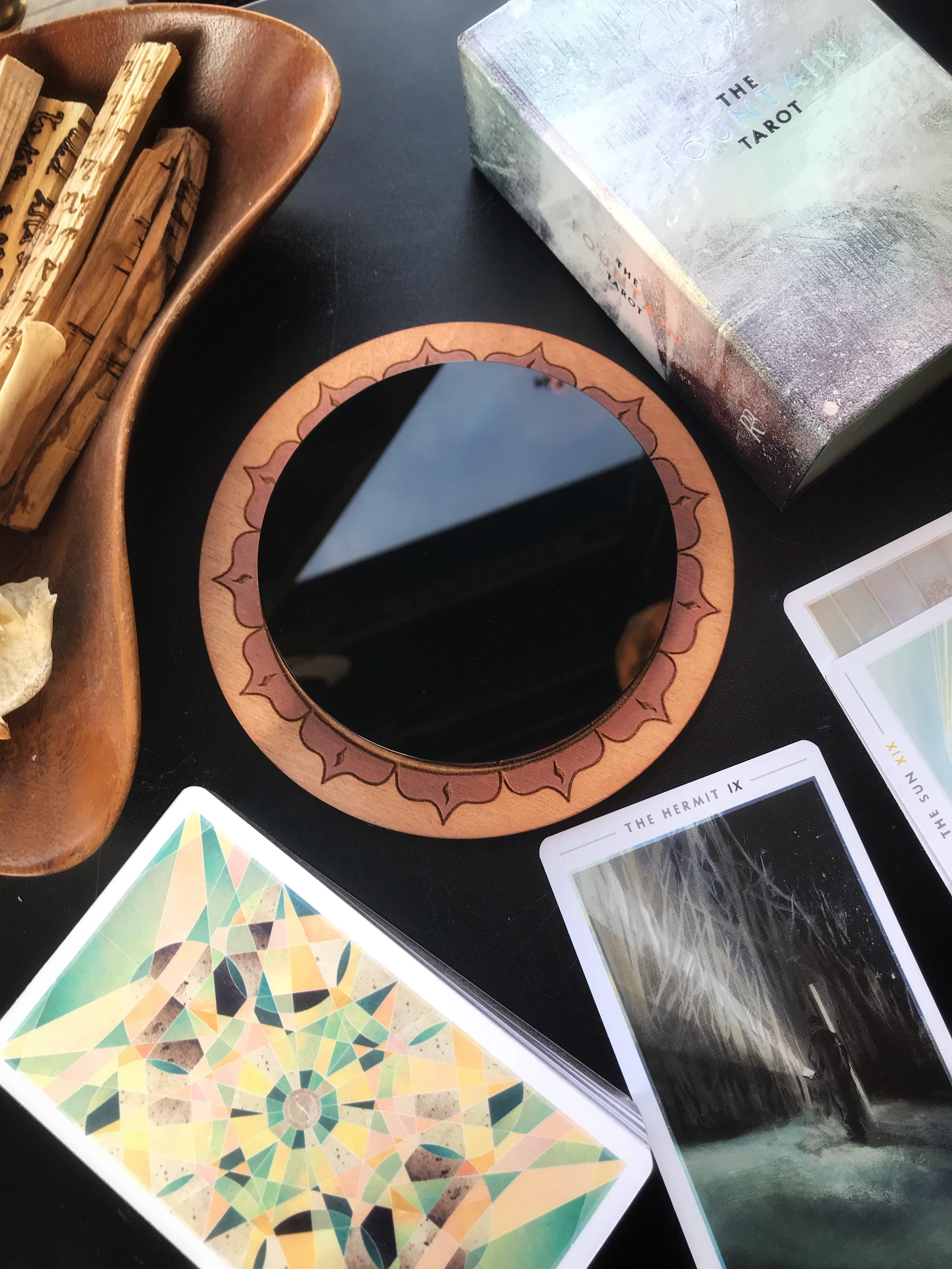 Obsidian Scrying Mirror