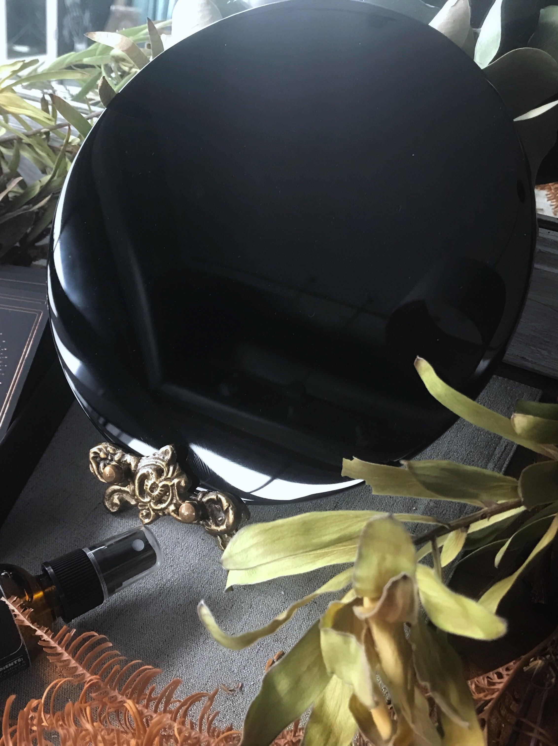Obsidian Scrying Mirror